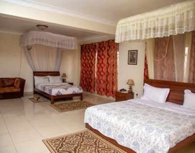 Reinah Tourist Hotel