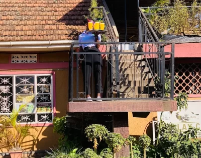 Grass Roots Cafe And Deli