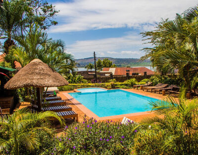 Surjios Guest House And Pizzeria