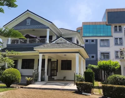 Rwenzori Luxury Suites And Residence